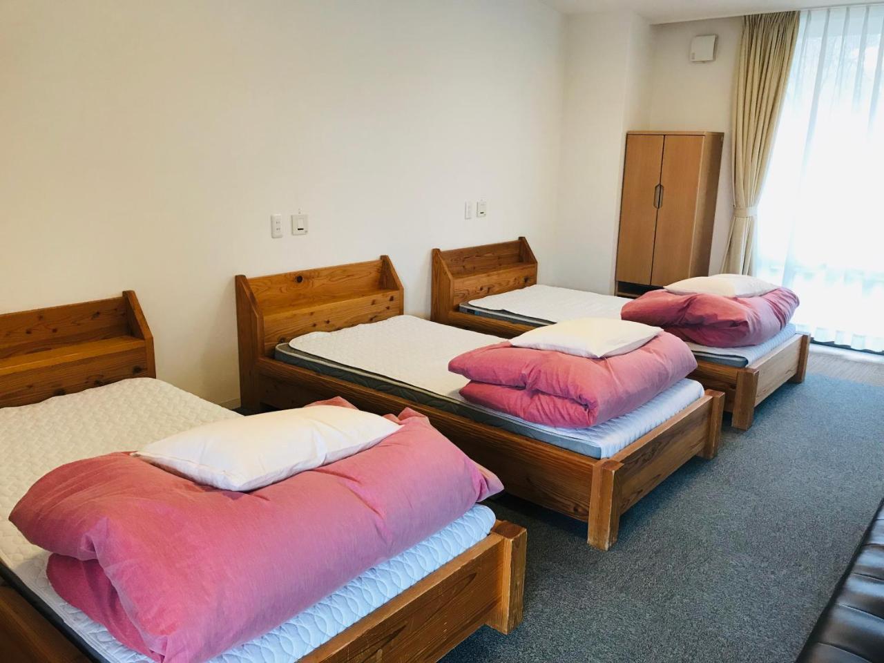 Triple Room,435807408:JPEG
